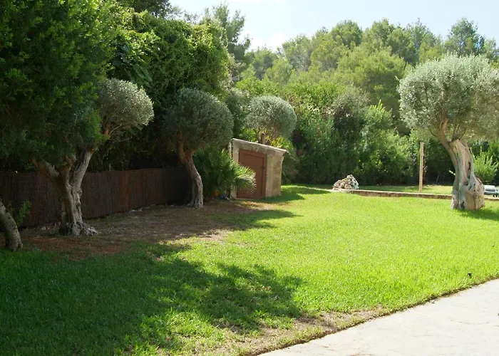 Nostra Caseta Villa With Pool & Marina View Near Beaches